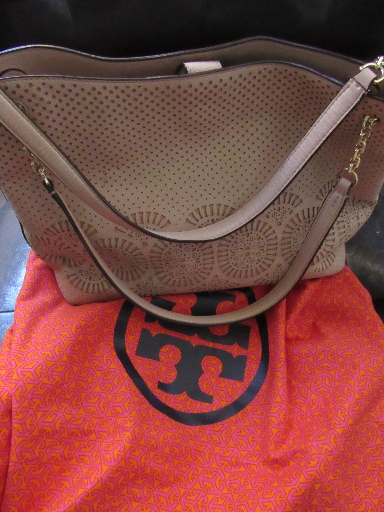Tory Burch Leather Logo Zoey Perforated Tote Bag Sand Shoulder Bag